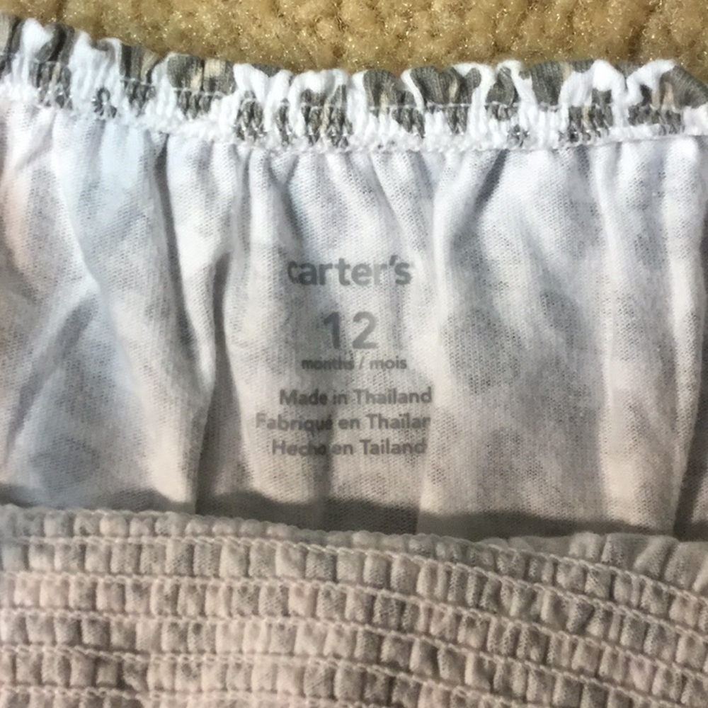 Carter's baby girl romper 12M - Picture 3 of 4